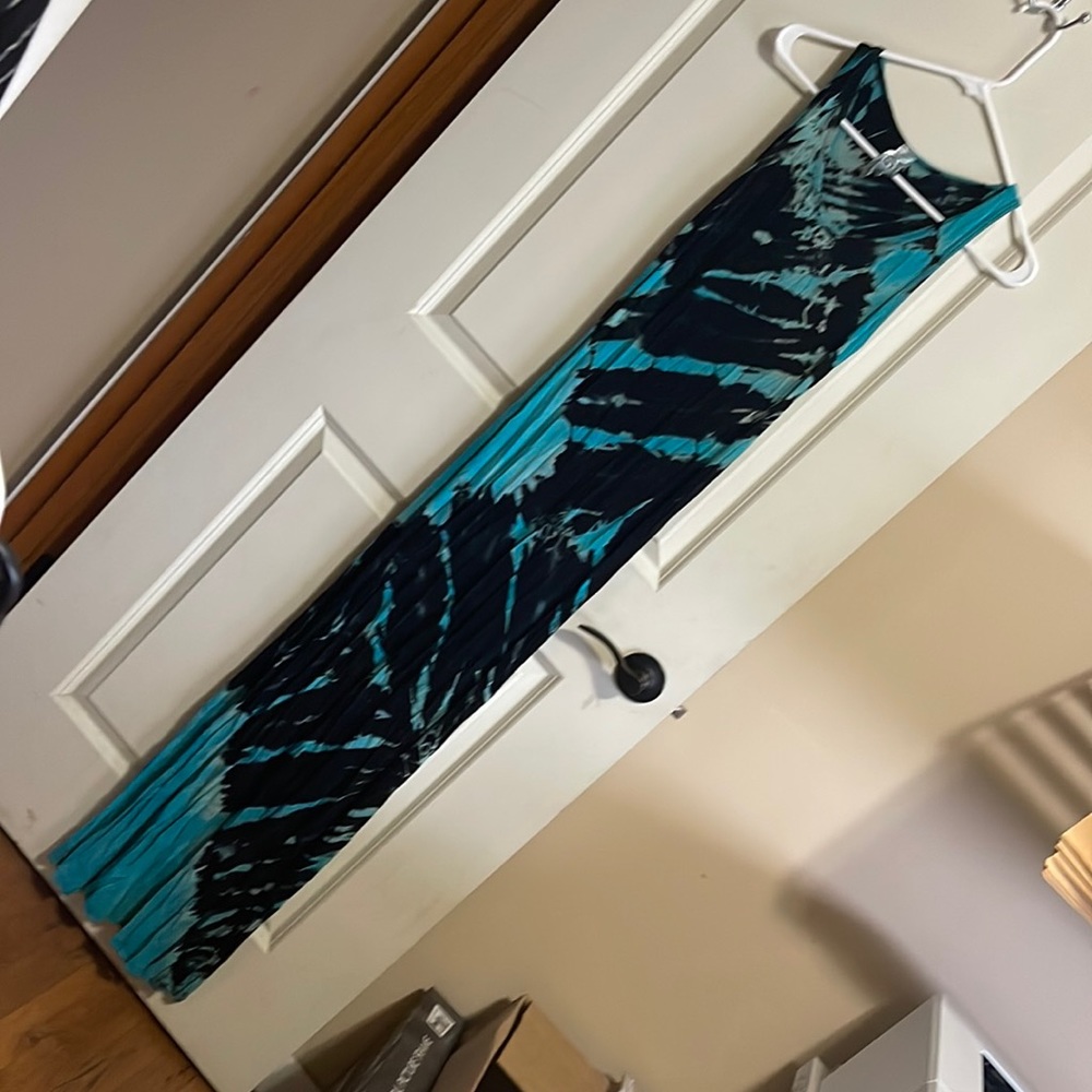GO Couture Tie-Die Black and Blue Maxi Dress size Medium